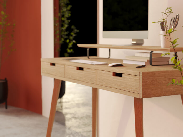Bureau en chêne avec 3 tiroirs